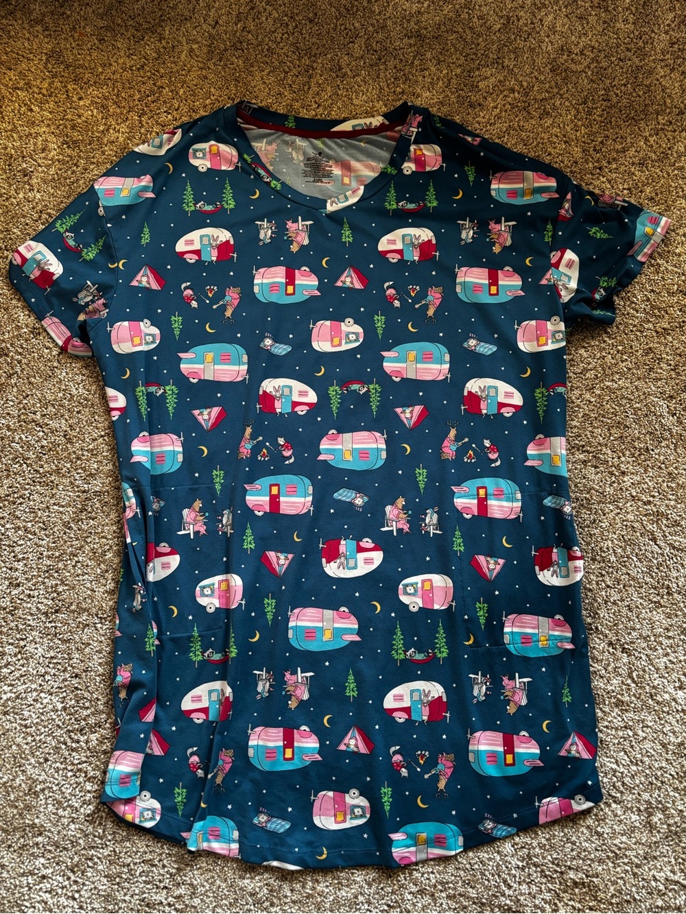 L-XL happy camper night dress